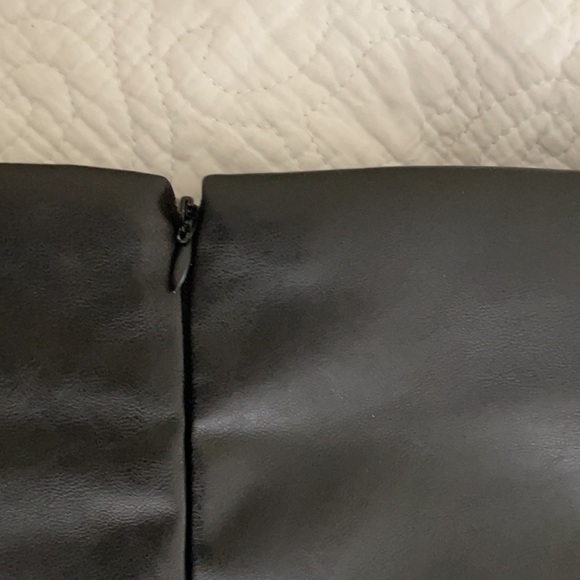 Nasty Gal plus 14 faux leather midi wrap skirt - Picture 4 of 8